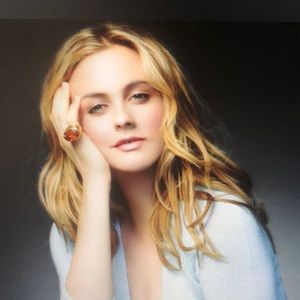 Meet your Posher, Sidney